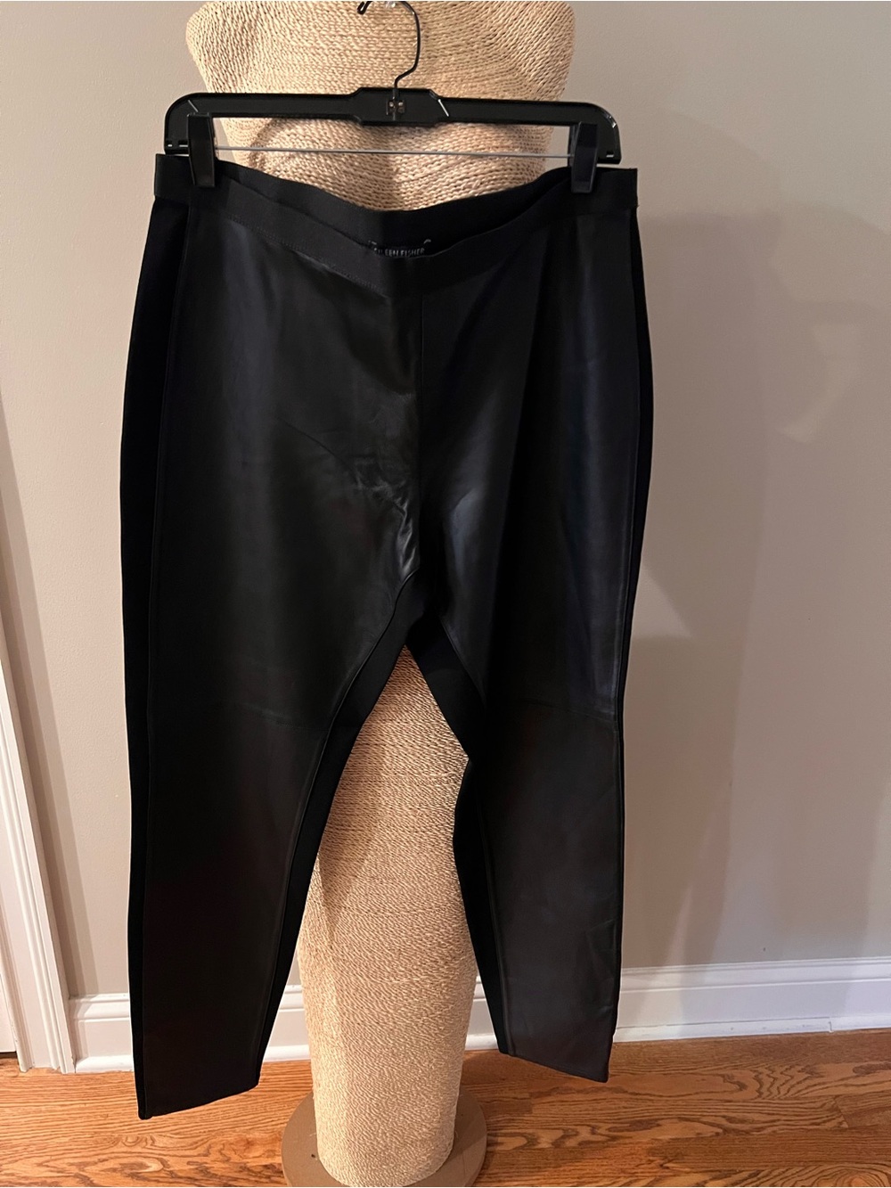 Eileen Fisher Black Leather Stretch Leggings - Picture 1 of 6